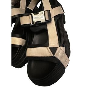 Desigual Chunky Platform Sandals Beige and Black Strappy Buckle Women’s 9
